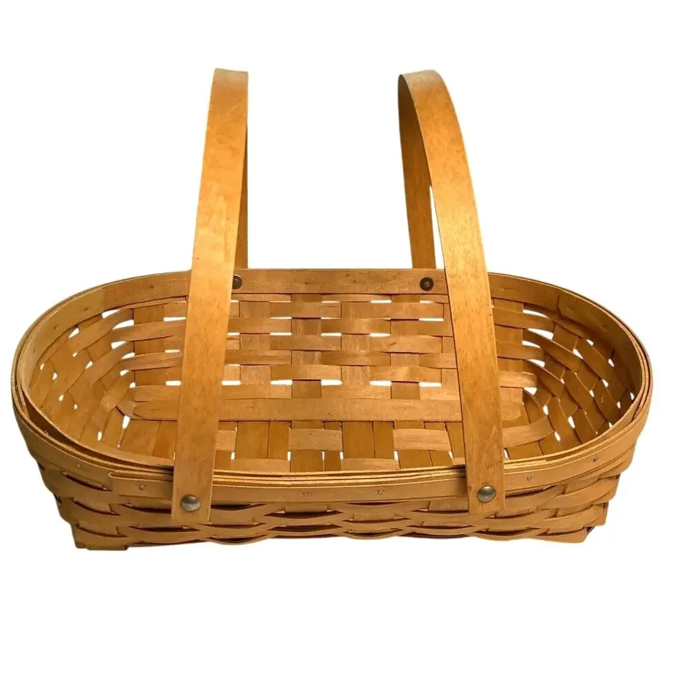 2007 Longaberger Oval Gathering Basket 16